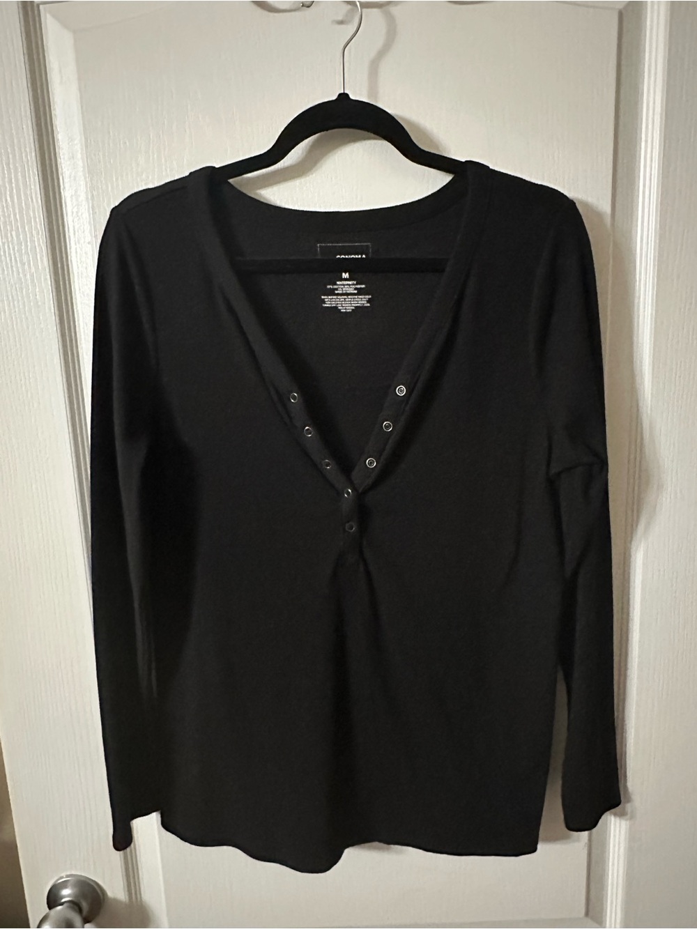 Sonoma Black Long Sleeve V-Neck Tee with Grommet Detail